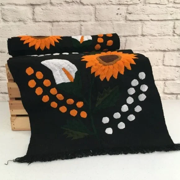 Handmade Mexican Hand Embroidered Sunflower Table Runner - Camino de Mesa - Picture 1 of 3